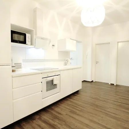 Space Loft Wohndesign Mit 2 Schlafzimmern L 450M Bis Uni Lejlighed