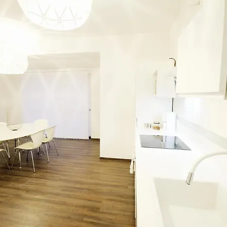 Space Loft Wohndesign Mit 2 Schlafzimmern L 450m Bis Uni * דיסבורג