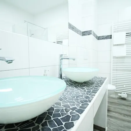 Secret Hideaways Space Loft Wohndesign Auf 2 Etagen L 450m Bis Uni * Duisburg