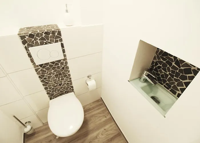 Space Loft Wohndesign Mit 2 Schlafzimmern L 450M Bis Uni * Duisburg