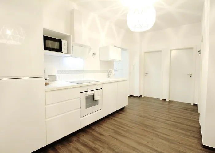 Space Loft Wohndesign Mit 2 Schlafzimmern L 450M Bis Uni Lejlighed