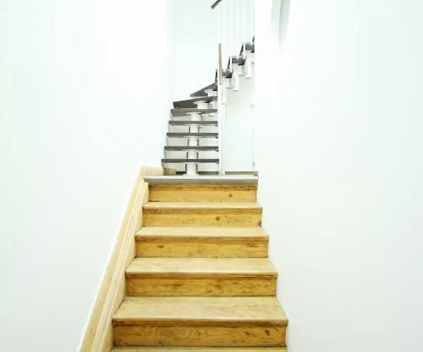 Space Loft Wohndesign Mit 2 Schlafzimmern L 450M Bis Uni Lejlighed