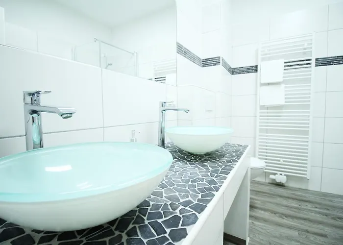 Space Loft Wohndesign Mit 2 Schlafzimmern L 450M Bis Uni * Duisburg